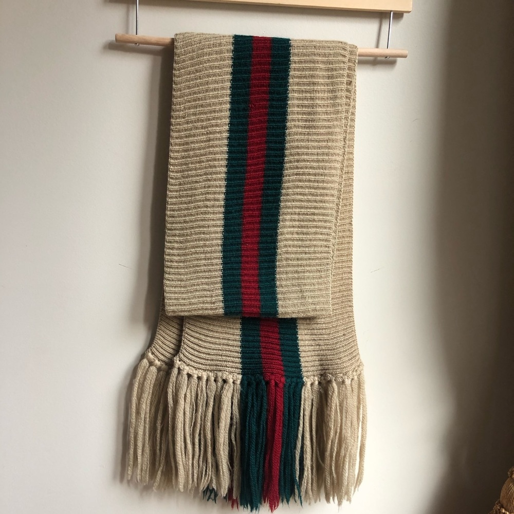 AUTHENTIC GUCCI RARE VINTAGE 1980s SCARF - Picture 8 of 11